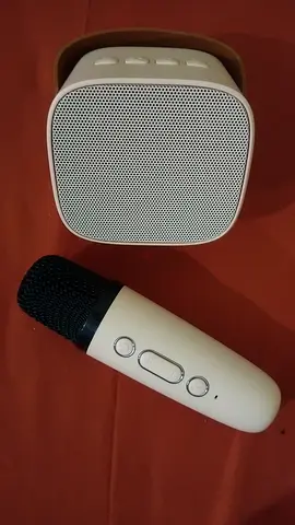 Mini karaoke set (sound crisp and as voice enhancer device too) pink color