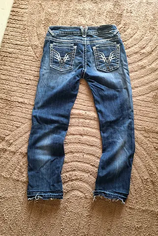 Vigoss y2k vintage embroidered low rise dark wash stone wash jeans