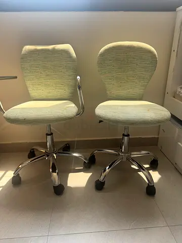 Set of 2 Light Green Upholstered Office Chairs on Wheels