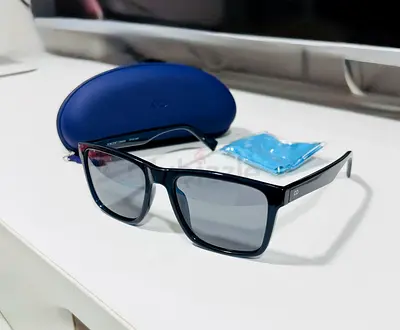 VINCENT CHASE sunglass