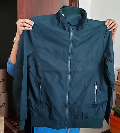 Dark Green Lightweight Mens Zip Jacket - Size L (Good Condition)