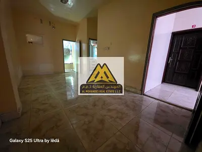 استديو للإيجار السنوي في الراشدية – طابق أرضي، موقع حيوي شارع الميناء