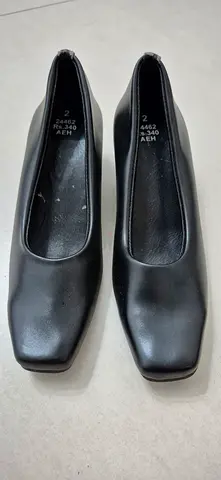 Pair of black square-toe womens pumps, size 2 (UK) - good condition