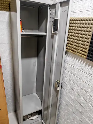 Single-door Metal Wardrobe/Storage Locker - Light Grey