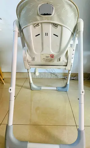 Chicco Foldable Baby High Chair - Light Grey, Good Condition