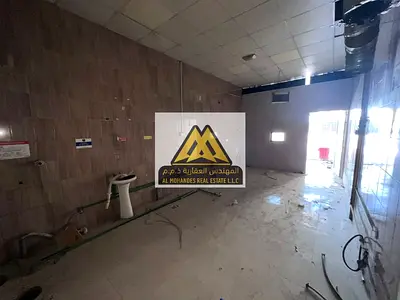 محل تجاري للإيجار في الروضة عجمان | شارع الشيخ عمار مباشرة | موقع حيوي | مناسب لجميع الأنشطة التجارية | واجهة رئيسية
