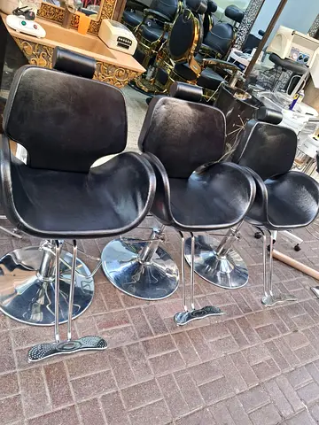 Ladies salon chairs