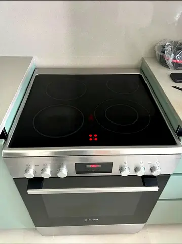 Bosch latest 4Burner Electric Ceramic Cooker 60cm