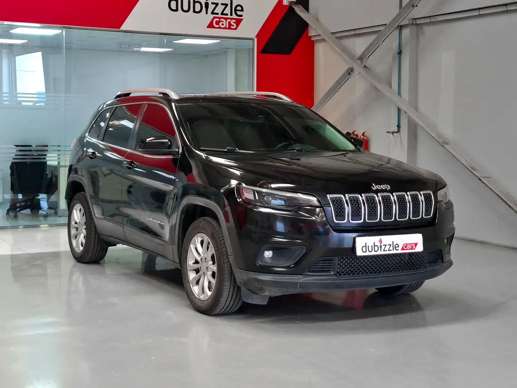Jeep Cherokee 2019 — photo 1 of 15