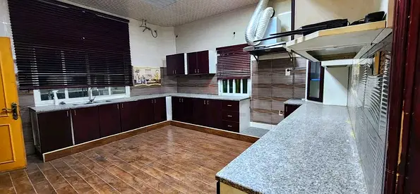 Room Available For Monthly Rent