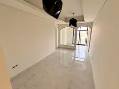 Three bedrooms and a living room - Al Muwaihat 3, Ajman - Reception - Central air conditioning - Bui