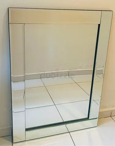 Home Center - Wall Mirror