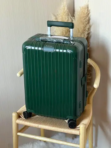 RIMOWA Essential Cabin suitcase