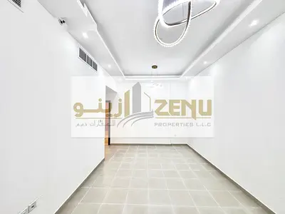العلامة التجارية الجديدة واسعة 1 BHK مع تخطيط حديث وتشطيب ممتاز!