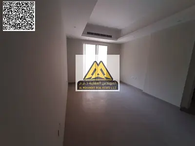 تتميز بأنها أول ساكن مع تشطيب حديث وتصميم عملي يوفر الراحة، بالإضافة إلى موقعها الهادئ والقريب من جميع الخدمات،
