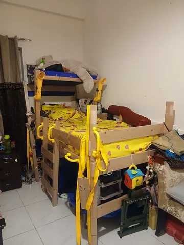 Kids bunk bed
