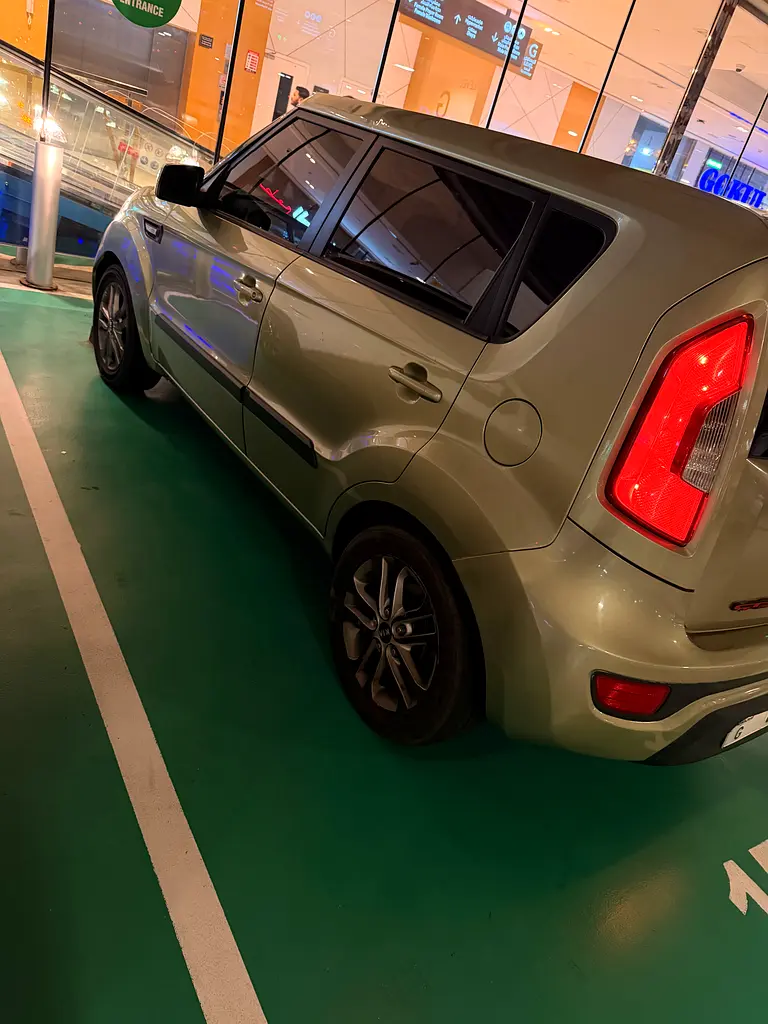 Kia Soul 2012 — photo 1 of 7