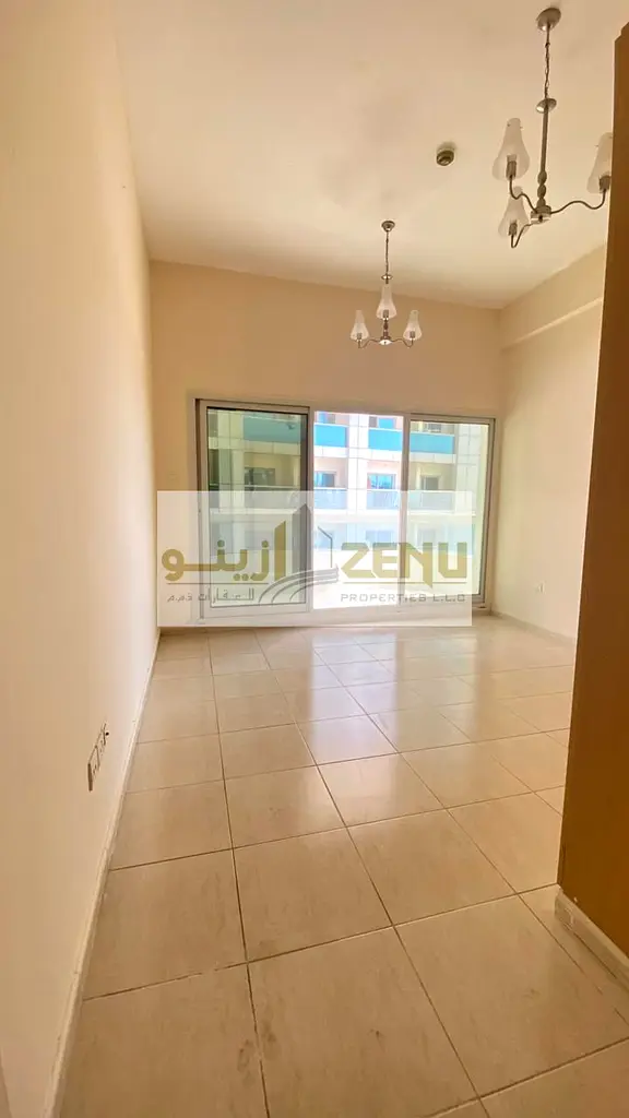 SAPCIOUS ONE BHK|EXCLUSIVE|BEST DEAL|NEAR SILIOCN CENTRAL MALL|WELL MAINTAINED