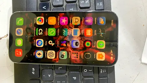 iPhone 14 Pro in good working condition - unlocked, noted the screen as being charged before..