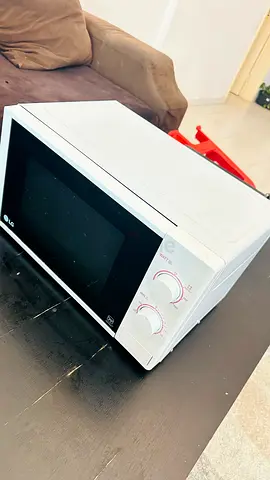 LG 20ltr Microwave oven