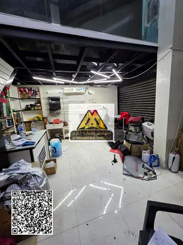 A rare investment opportunity: a fully equipped car wash in a prime, busy location, ready to operate immediately and offering excellent rental returns