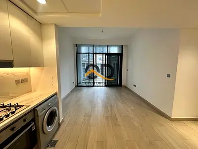 6 Cheqs || Below Market Price || Ready to Move || Chiller FREE