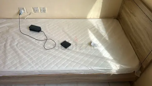 Single mattress with wooden bed base good condition