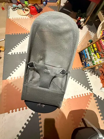 BabyBjorn Bouncer Mesh with Toy