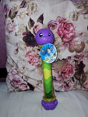 Aquatic Bubble Wand Bath Toy - Giraffe Design, New with Tag