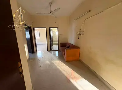 فرصة مميزة للإيجار في عجمان – النعيمية 1 🔥🏡  شقة واسعة بسعر مناسب في موقع حيوي، خيار مثالي للعائلات الباحثة عن المساحة والهدوء