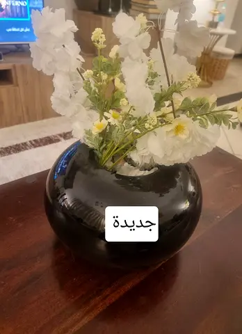 Black Ceramic Decorative Vase with Artificial Flowers