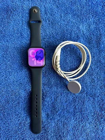 Apple Watch Series 8 45mm Midnight Aluminum Case GPS  Midnight Sport Band