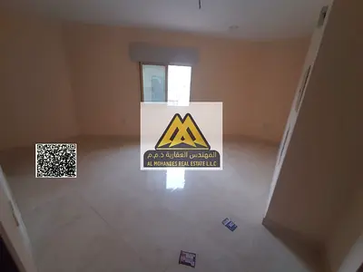استوديو بالعالية عجمان، تكييف سبليت، مطبخ شبه منفصل، موقع مميز قريب المخرج، 18 ألف سنويًا على 4 أو 6 دفعات، فرصة ممتازة.