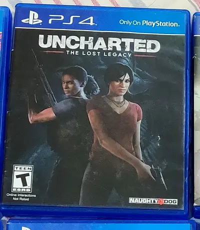 Ps4 cd for sale in abu Dhabi mussaffah