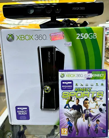 Xbox 360 slim with cemera and games