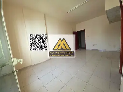 استديو في الروضة1 موقع ممتاز ومساحه واسعه ويوجد به اطلاله شيقة سهل الوصول الي دبي والشارقه