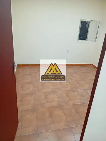 الروضة عجمان، بموقع مميز قريب من جميع الخدمات والمرافق الحيوية، مناسبة للأفراد أو العائلات الصغيرة الباحثة عن سكن اقتصادي ومريح.