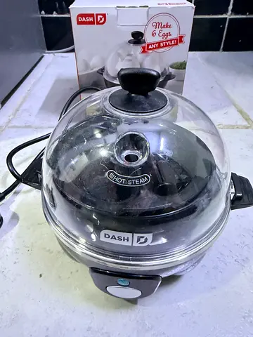 Dash Electric Egg Cooker / Mini Steamer (Used)