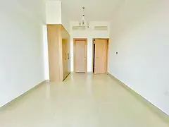 HOT OFER ON LUXURY BUILDING 1 BEDROOM APARTMENT WITH 2 BATHROOMS GYM POOL PARKING FREE ON PRIME LOCA