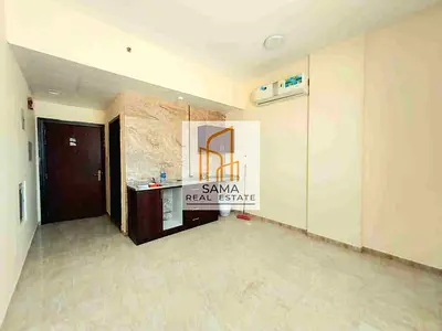 Like new studio close to Safari Mall Muwaillah rent 18k