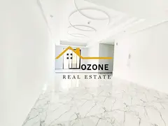 Luxurious 3Bhk with Balcony Close to Safari Mall and Parking C