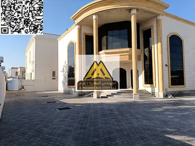 مساحه كبيره جدا | موقع ممتاز | حوش خاص وكراج | صالتين ومدخلين للفيلا | موقع حيوى جدا | موقف خاص للسيارات