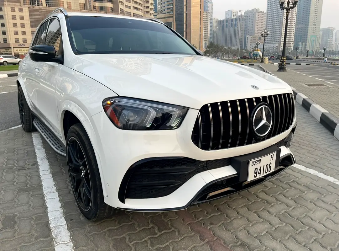 Mercedes-Benz GLE-Class 2021 — photo 1 of 9
