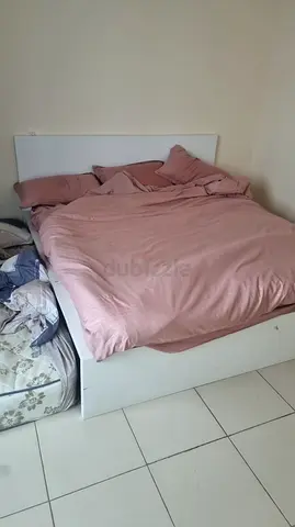 Ikea king size bed with matters