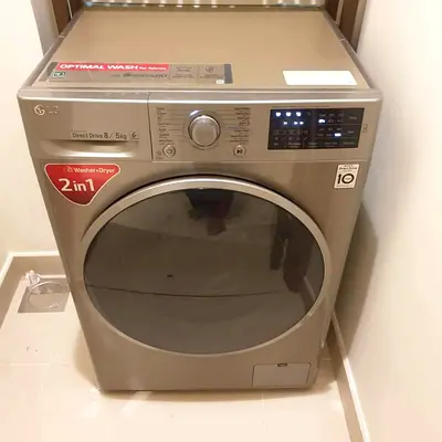 LG 2-in-1 Front Load Washer Dryer 8kg washer 5kg full dryer- Silver, Good Condition