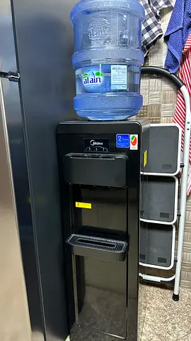Midea Black Top-Load Water Dispenser — Good Condition