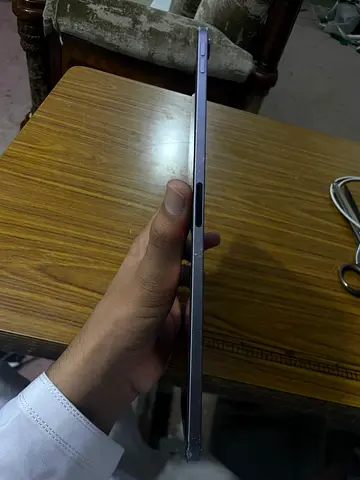 Apple ipad pro 11 2018 model 256 gb  used fair condition working good