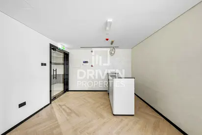 Fitted Office | Great Layout | 4 Cheques Available