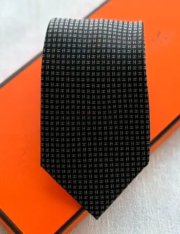 Tie