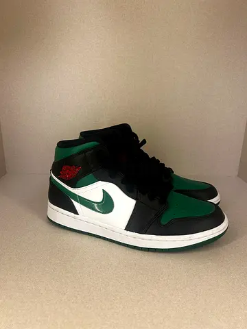 Air Jordan 1 Mid Green Toe